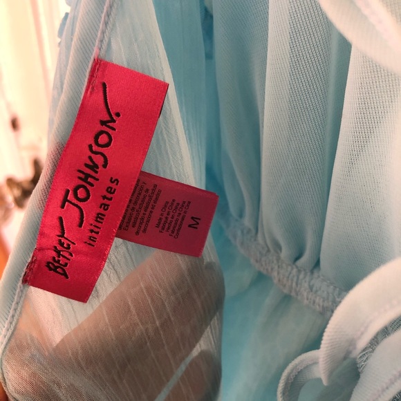 Betsey Johnson Slip - Picture 4 of 4